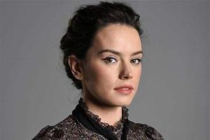 Daisy Ridley opens up on filming Star Wars after Carrie Fisher's death