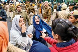 Jamia chief proctor: Police entered campus beat up students