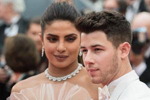 Nick Jonas can't stop gushing over Priyanka Chopra's UNICEF award