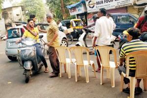 MG Road shut down by furious Kandivli residents for public transport