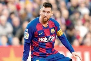 La Liga: Messi shines in sparkling Barca's pre-Christmas stroll