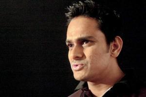 Tainted ex-cricketer Robin Morris held on extortion, kidnapping charges