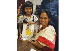 This girl gifted Supriya Sule a beautiful drawing that you must see