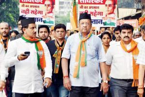 BJP rallies over insult to Veer Savarkar