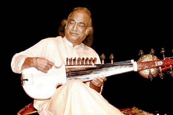 Ustad Aashish Khan realised Sen’s potential and arranged the record