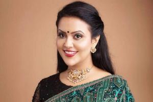 Having bad leader not state's fault, being with one is: Amruta Fadnavis