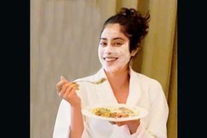 Janhvi Kapoor enjoys biryani with a face pack