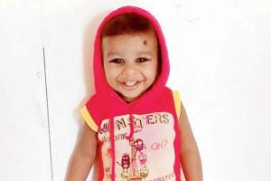 Mumbai: Toddler crushed  to death by tempo in Vasai