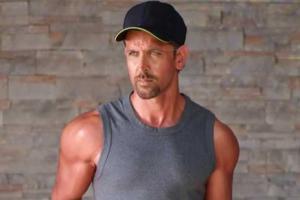 Hrithik Roshan just made a blunder and the Twitterati are confused
