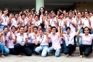 Manushi Chhillar supports young girls with Project Shakti