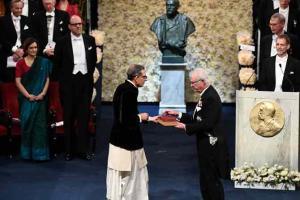 Abhijit Banerjee, Esther Duflo go desi for Nobel event: Twitter cheers