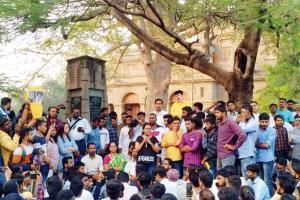 Over 1,000 join Pune protest against CAA