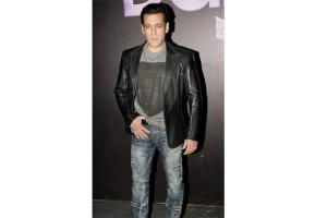 This winter, get Salman Khan's favourite leather jacket from Amazon