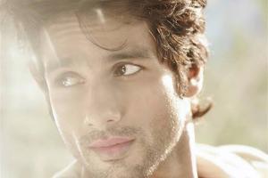 Shahid Kapoor: Cried four times after watching Jersey