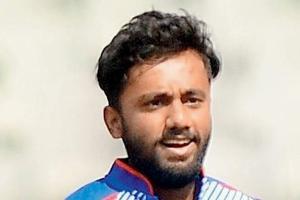 All-rounder Shams Mulani puts Mumbai on top