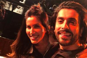 Sunny Singh, Sonnalli Seygall grooves to the tunes of Mummy Nu Pasand