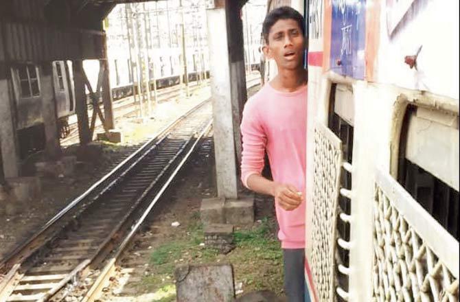 Quick justice for train creep, jailed for 10 days:
On September 8, 2018, a 19-year-old who had harassed a woman passenger on a Panvel-bound local train was arrested three days later by CSMT Government Railway Police (GRP) at Masjid station. The accused, Iqbal Shaikh had unzipped his pants in front of a woman passenger. She narrated the whole incident to a co-passenger, Jitesh Utekar, an engineer, who then filed a complaint on September 7. The police immediately sprung into action and arrested the accused within three days. Iqbal was booked under sections 110 and 112 of the Maharashtra Police Act.