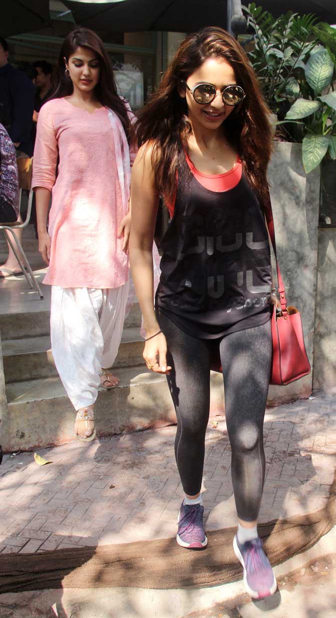 Rakul Preet Singh and Ajay Devgn starrer De De Pyar De has got a new release date yet again. Editor-turned-director Akiv Ali's romcom was slated to release on February 22, 2019, but in October, it was announced that it has been pushed to April 26.