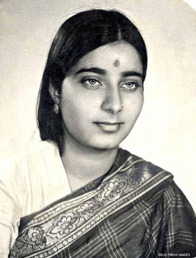 In 1973, at the age of 21, Sushma Swaraj started her practice as an advocate in the Supreme Court of India. She was a lawyer by profession. Her alma mater Punjab University honoured her with the degree of Doctor of Laws.
