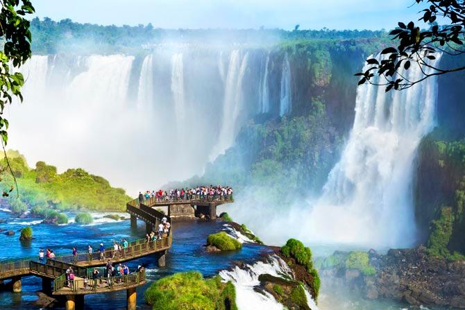 Paraguay
1 INR is equal to 84.83 Guarani
The Capital of Paraguay is Asuncion and a Visa required to visit the country.
The famous places to see here are Asuncion, Encarnacion City, Ciudad del Este city, San Bernardino.