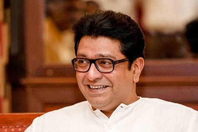Maharashtra Navnirman Sena chief Raj Thackeray completed his schooling from Balmohan Vidya Mandir in Dadar. A political cartoonist, Raj Thackeray, studied at J.J School of Applied Arts in Mumbai. According to his own admission, Thackeray wanted to work with Walt Disney, when he was in college