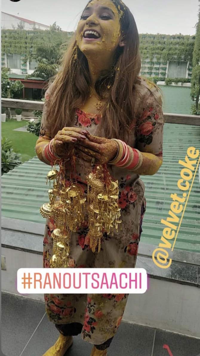 Saachi Marwah shared this picture on her Instagram Stories from her Haldi Ceremony. This picture too has an interesting hashtag called #ranoutsaachi.
