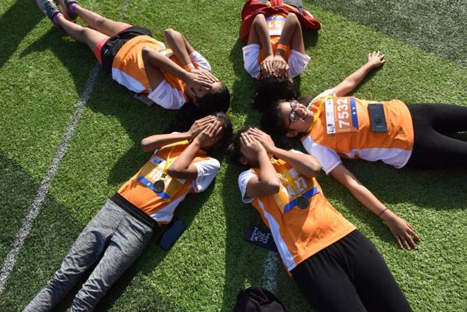 Parinee Juhu Half Marathon is organised by Get Fit Foundation and The Rotary Club of Mumbai Airport under the aegis of Maharashtra State District Athletic Association (MSDAA). The certificate is valid for all major marathons