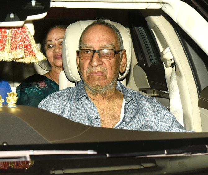 Veeru Devgan arrived for the special screening of Total Dhamaal with wife Veena Devgan at a preview theatre.