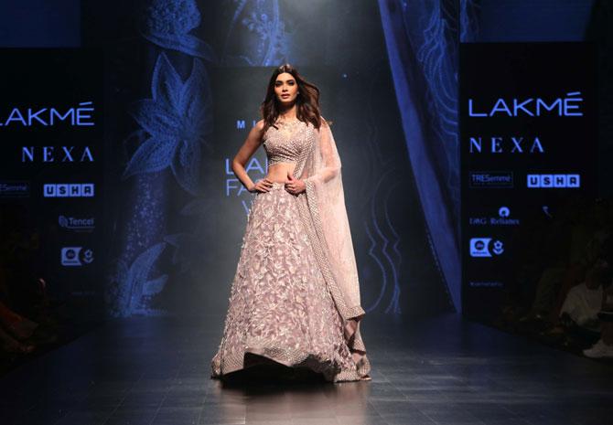 Diana Penty was also seen walking the ramp in a blush pink attire, with a golden embellishment at the finale of Lakme Fashion Week Summer/Resort 2019.