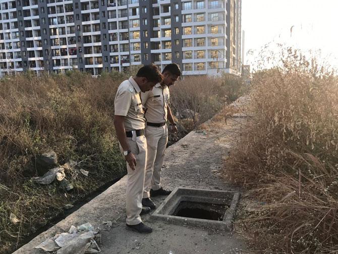 The government hospital in-charge Dr Rugved R Dudhat, who visited the spot along with a forensic team, too said that his team initially thought that the pieces were of animal flesh. He said that the overall weight of these pieces could be nearly 40 kg
