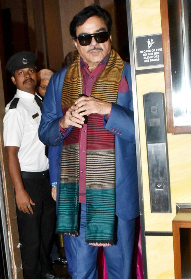 Shatrughan Sinha was spotted at a book launch at a popular hotel in South Mumbai. The actor-politician appeared in a blue coloured suit with a shawl to attend the launch of the book 