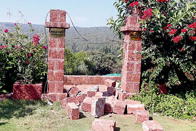 The partially collapsed archway at Bella Vista Resort