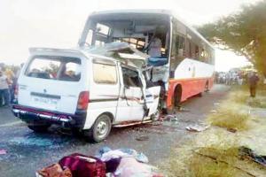 Six from Ghatkopar die in road mishap