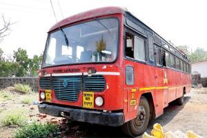 Crude bomb found inside bus near Panvel just a day after one explodes