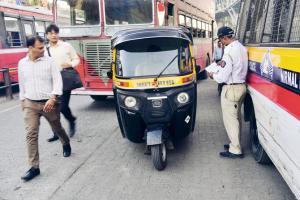 Ab tak 8,500: Traffic cops penalise record no.of auto drivers in 5 days