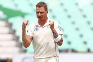 Dale Steyn's 4-48 hands South Africa advantage over Sri Lanka