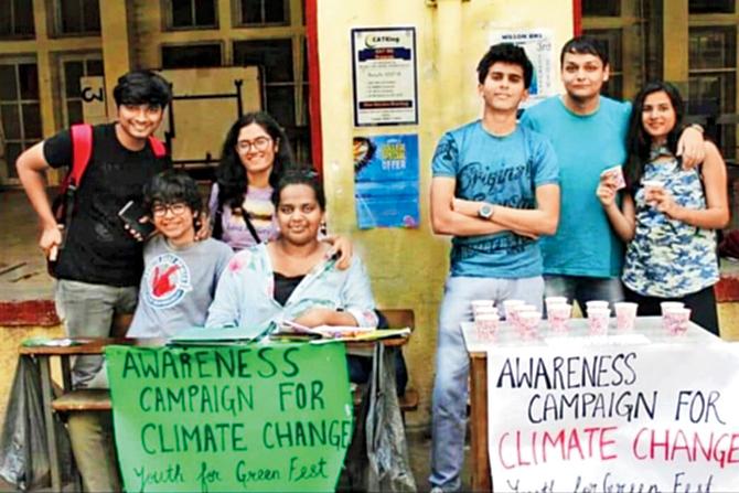A climate pong game being organised as a publicity stunt