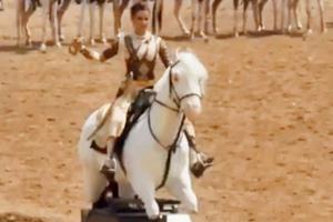 Video: Kangana trolled for dummy horse-riding sequence in Manikarnika