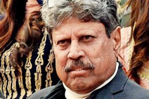 Let govt decide on India-Pak WC clash, says Kapil Dev