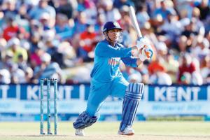 Game is not won unless you get MS Dhoni out, says Jimmy Neesham