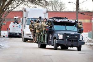 Gunman kills 5 in mass US shooting