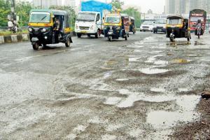 BMC plans concrete side- strips to counter city's pothole menace