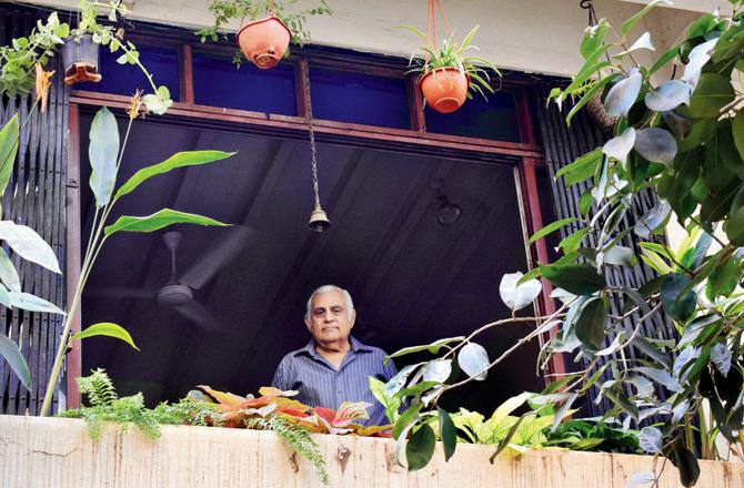 At 81, Shantidas Merchant considers himself the oldest resident on Raghavji Road since birth