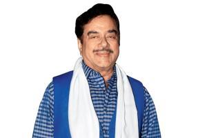 Shatrughan Sinha on banning Pak artistes: India is self sufficient