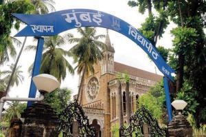 Mumbai: Fed up, students complain to varsity VC about exam date clash