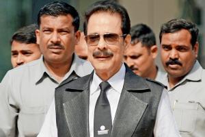 Subrata Roy asked to appear in SC for failing to deposit Rs 25,700 cr