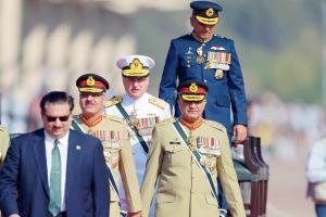 Stay away from politics, Pakistan SC tells military, ISI