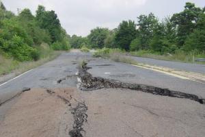 Minor girl dead as series of quakes jolt Palghar near Mumbai