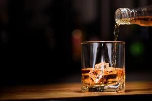 18 people die after consuming spurious liquor in Uttar Pradesh