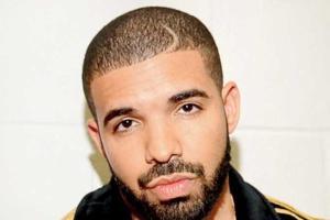 Drake gifts USD 10,000 to McDonald's workers